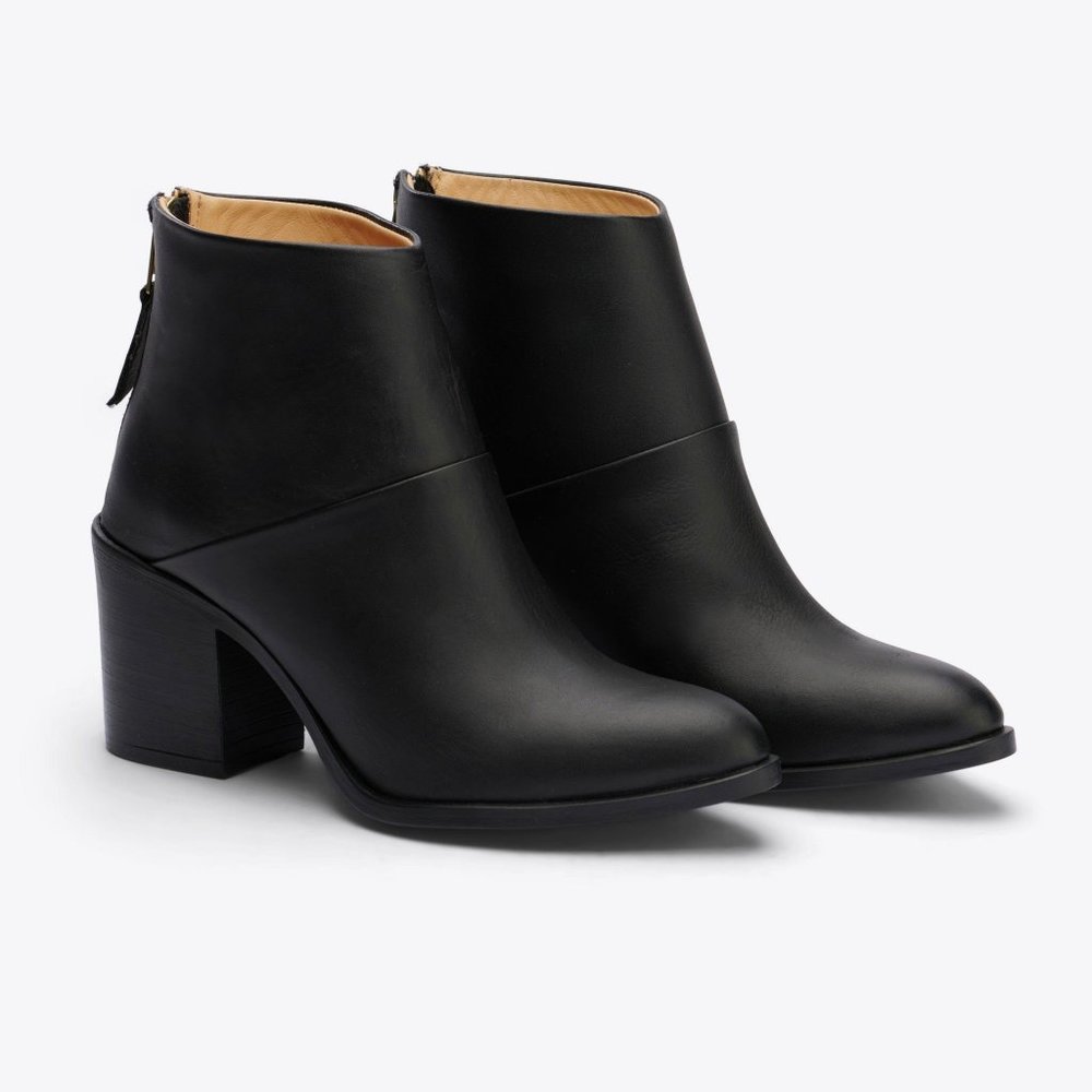 Nisolo Women's High Heeled Dari Boot Black | 8.5